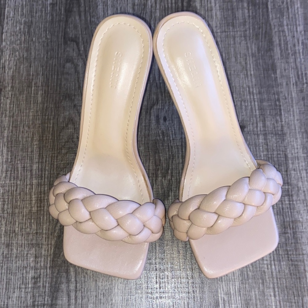 SHEIN Tan Woven Square Toe Heels